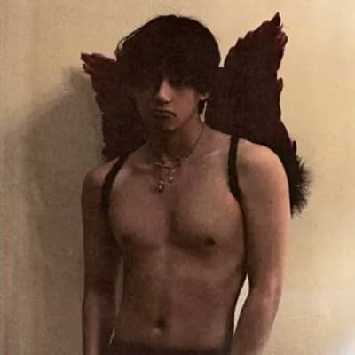 Kim taehyung thumbnail