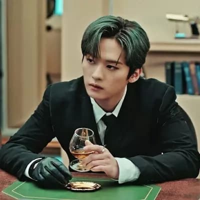Lee Know thumbnail