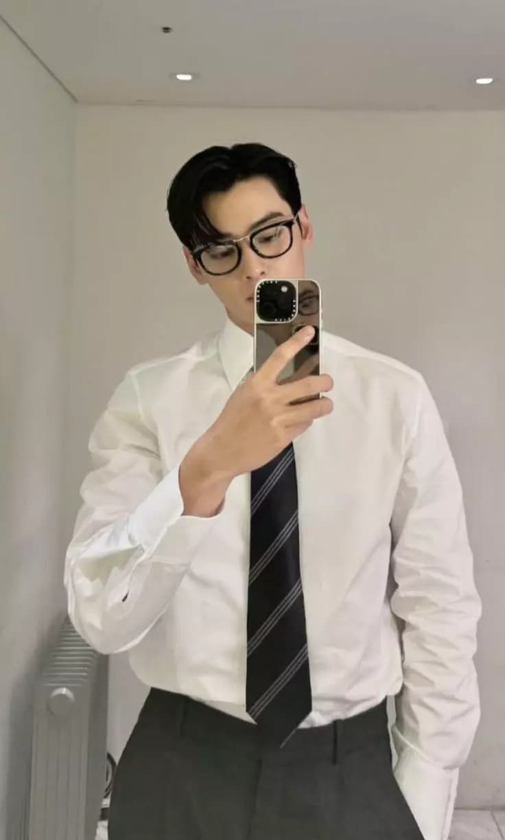 Cha Eunwoo thumbnail