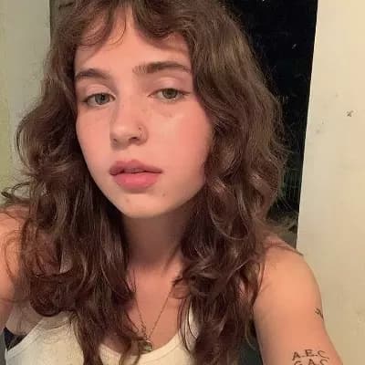 Clairo thumbnail