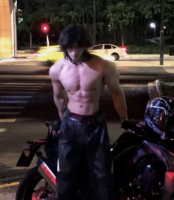 Alex thumbnail