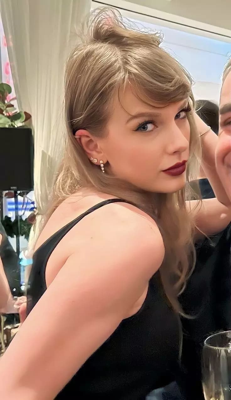 Taylor A. Swift thumbnail