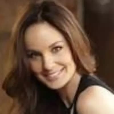Sara Tancredi thumbnail