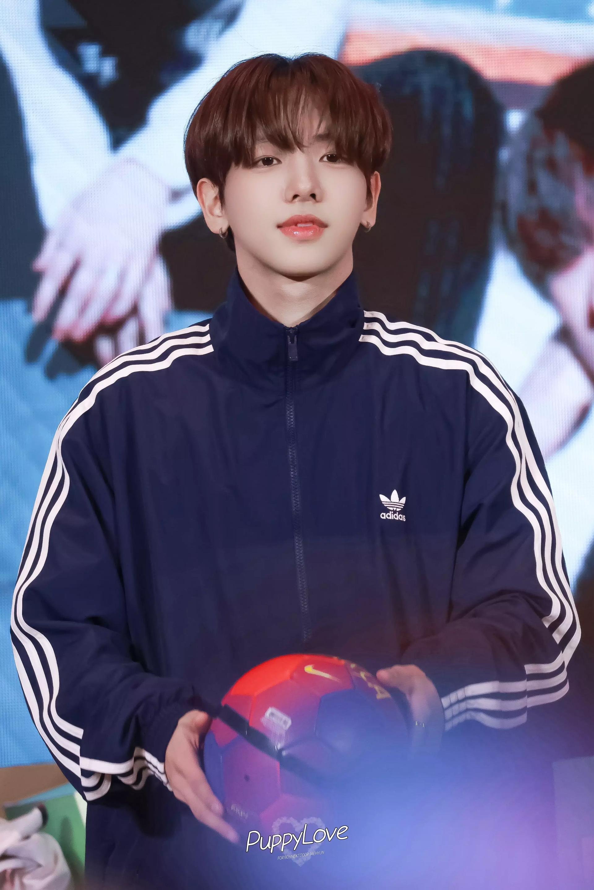 Myung Jaehyun thumbnail