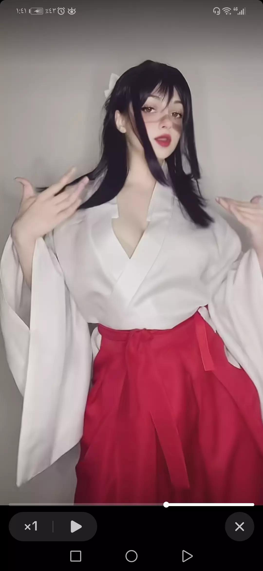 evelinaavaa thumbnail