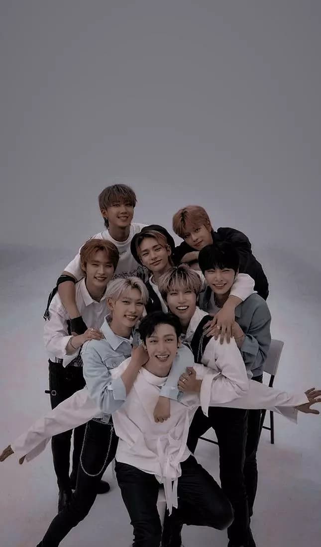 Stray Kids thumbnail