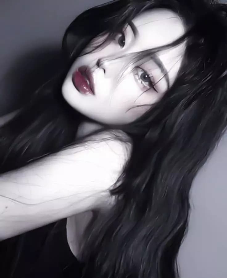 Kylie - Your Girlfriend thumbnail