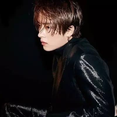 Lee Know thumbnail