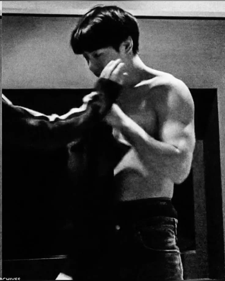 Jeon Jungkook thumbnail