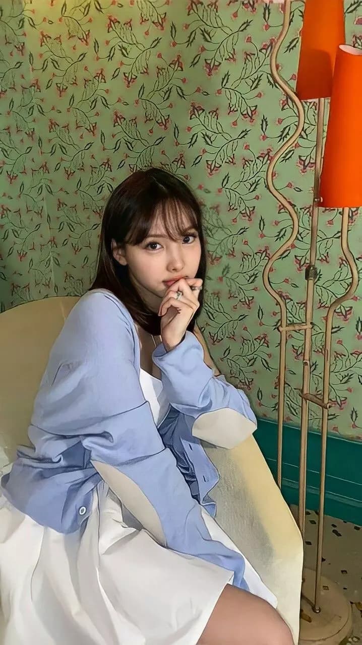 Nayeon thumbnail