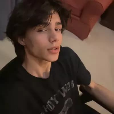 Alex thumbnail