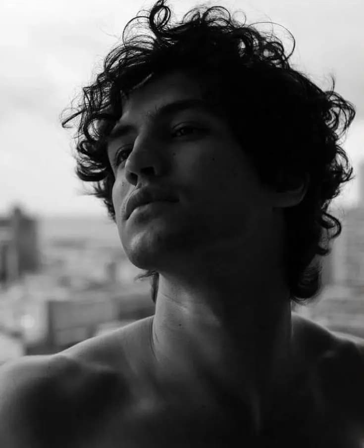 Gabriel Leone thumbnail