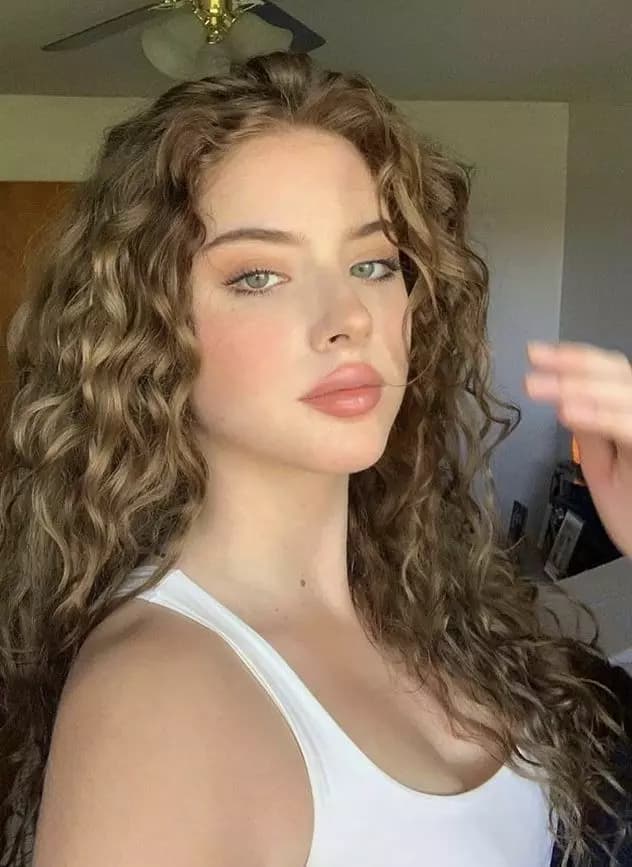 Mellany thumbnail
