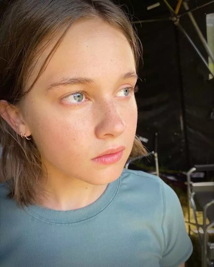Cailee Spaeny thumbnail