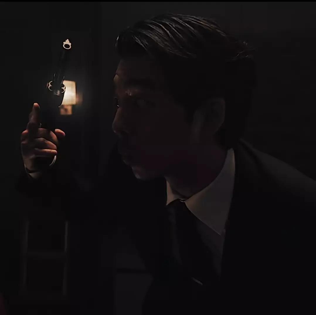 Gong Yoo thumbnail