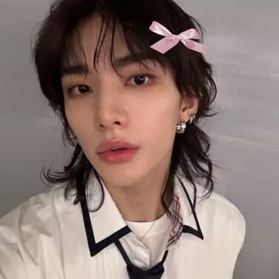 Hyunjin thumbnail