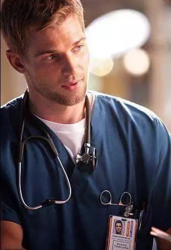 Namore Jackson avery thumbnail
