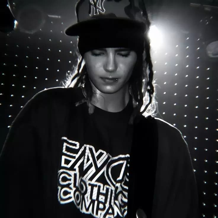 Tom kaulitz thumbnail
