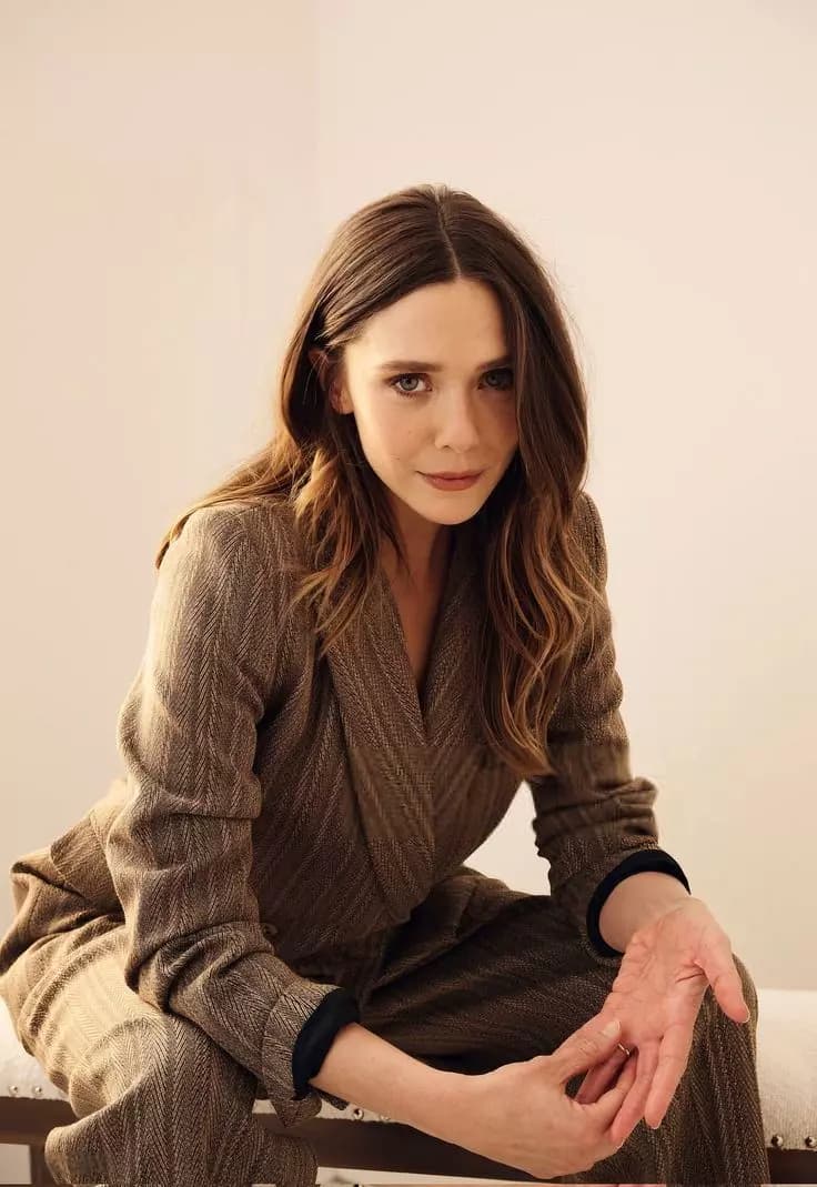 Elizabeth Olsen thumbnail