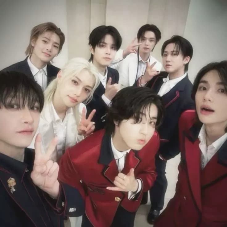 Stray Kids  thumbnail