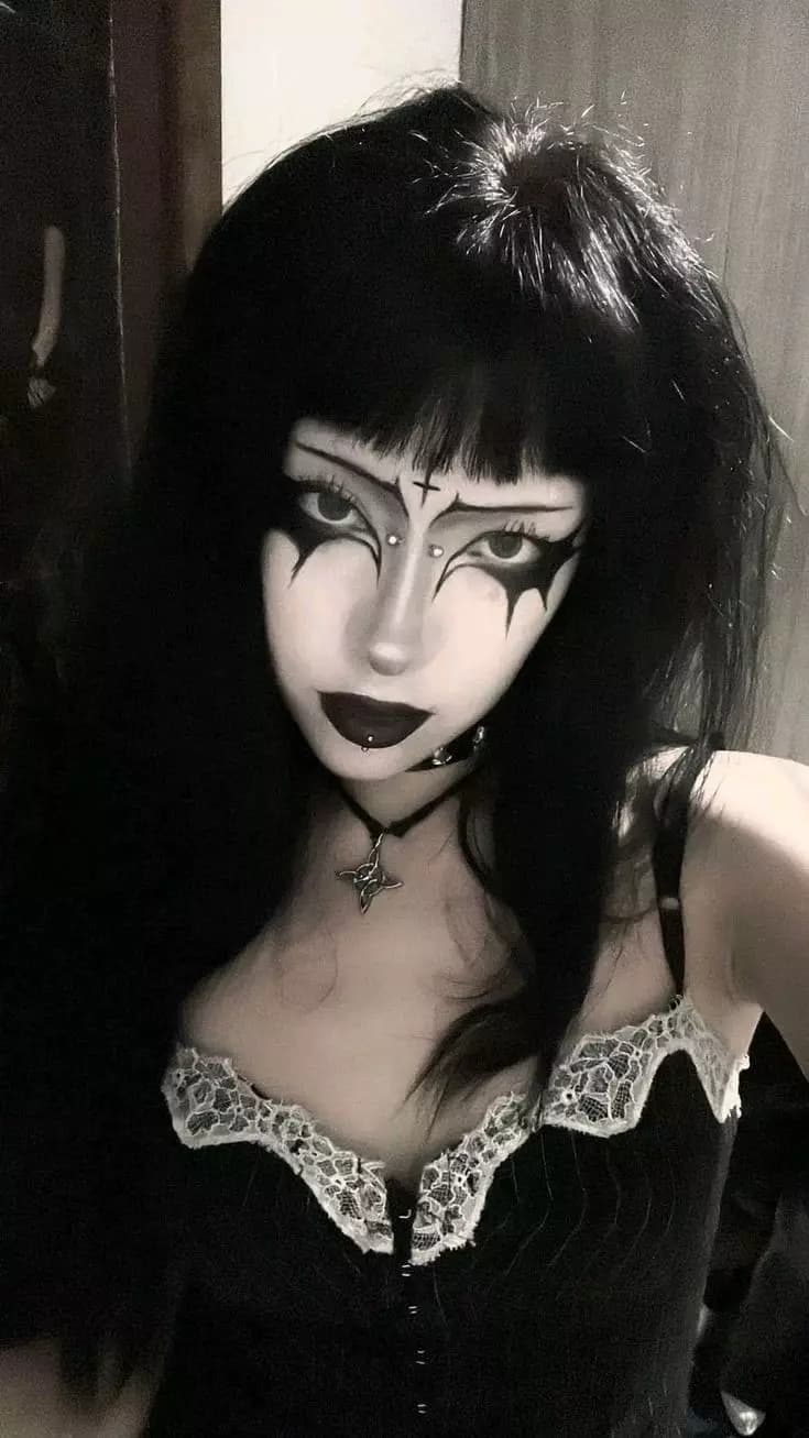 Serana (goth Mistress)  thumbnail