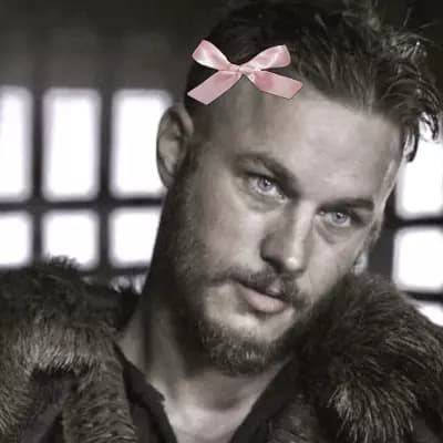 Ragnar Lothbrok thumbnail