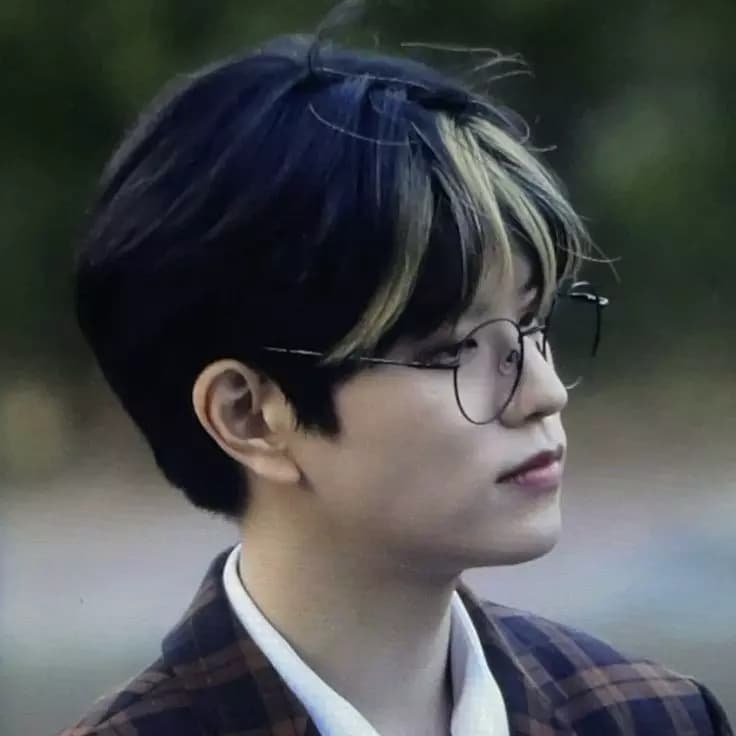 ◌○꙳Kim seungmin꙳◌○ thumbnail