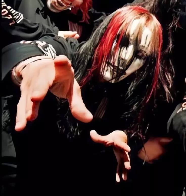 Joey Jordison thumbnail