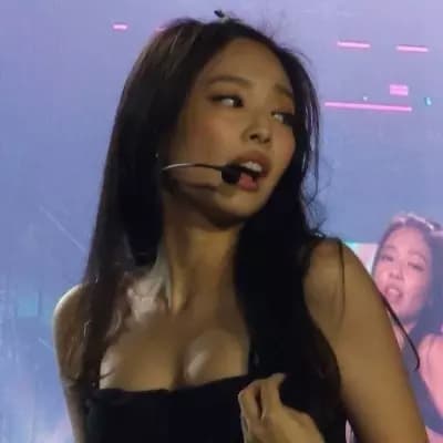 Jennie thumbnail
