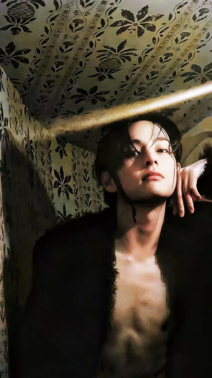 KIM TaeHyung thumbnail