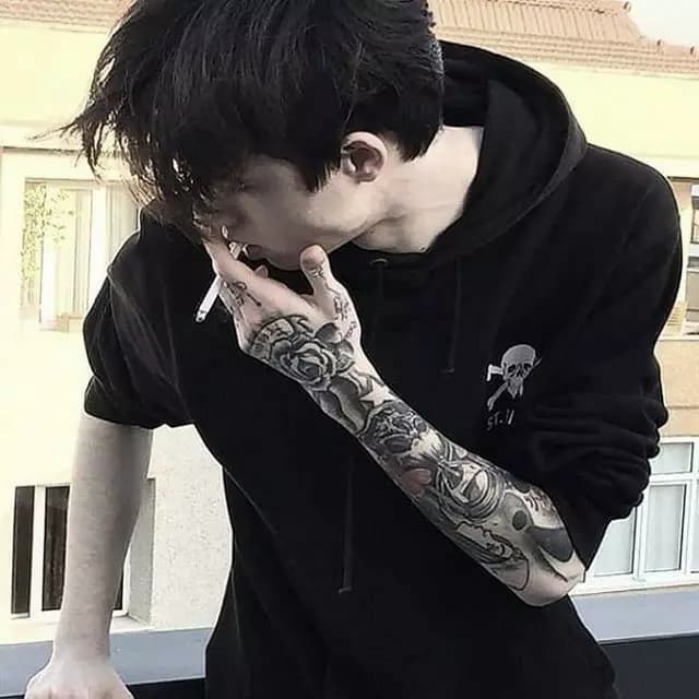 Daniel - CEO of the company thumbnail