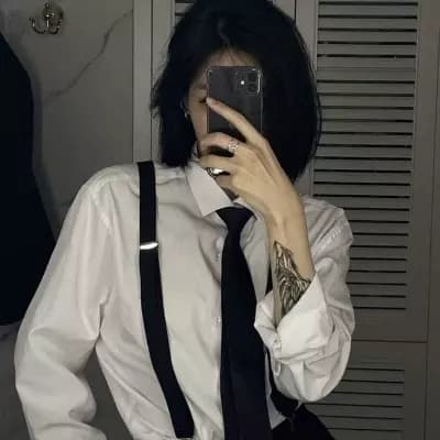 Jully (wlw) thumbnail