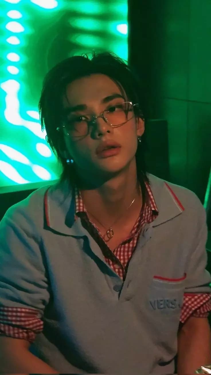 Hyunjin thumbnail