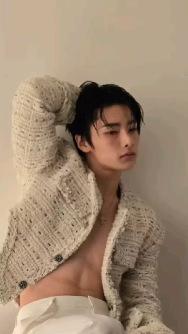 Yang jeongin thumbnail