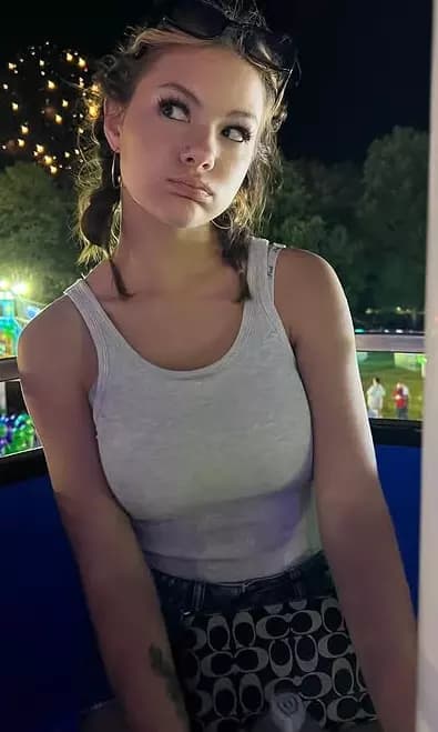 Ashlyn thumbnail
