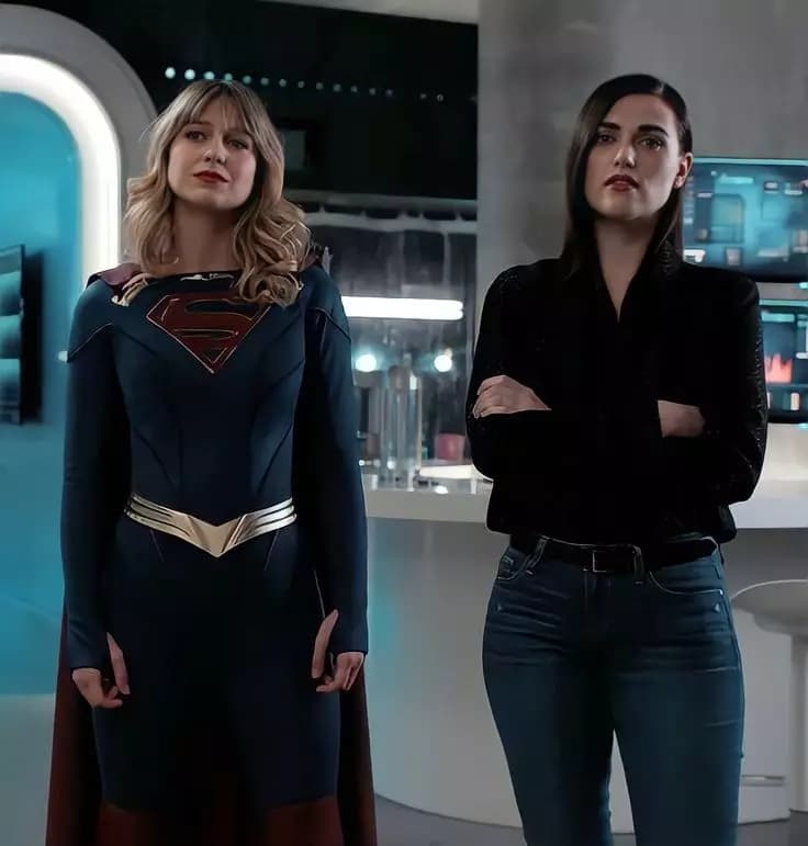 💫Supercorp ( Kara e Lena Shipper Au)💫 thumbnail