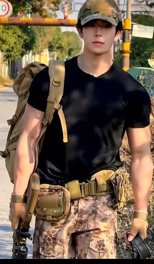 Adriano \[His boyfriend arrives from the army\] thumbnail