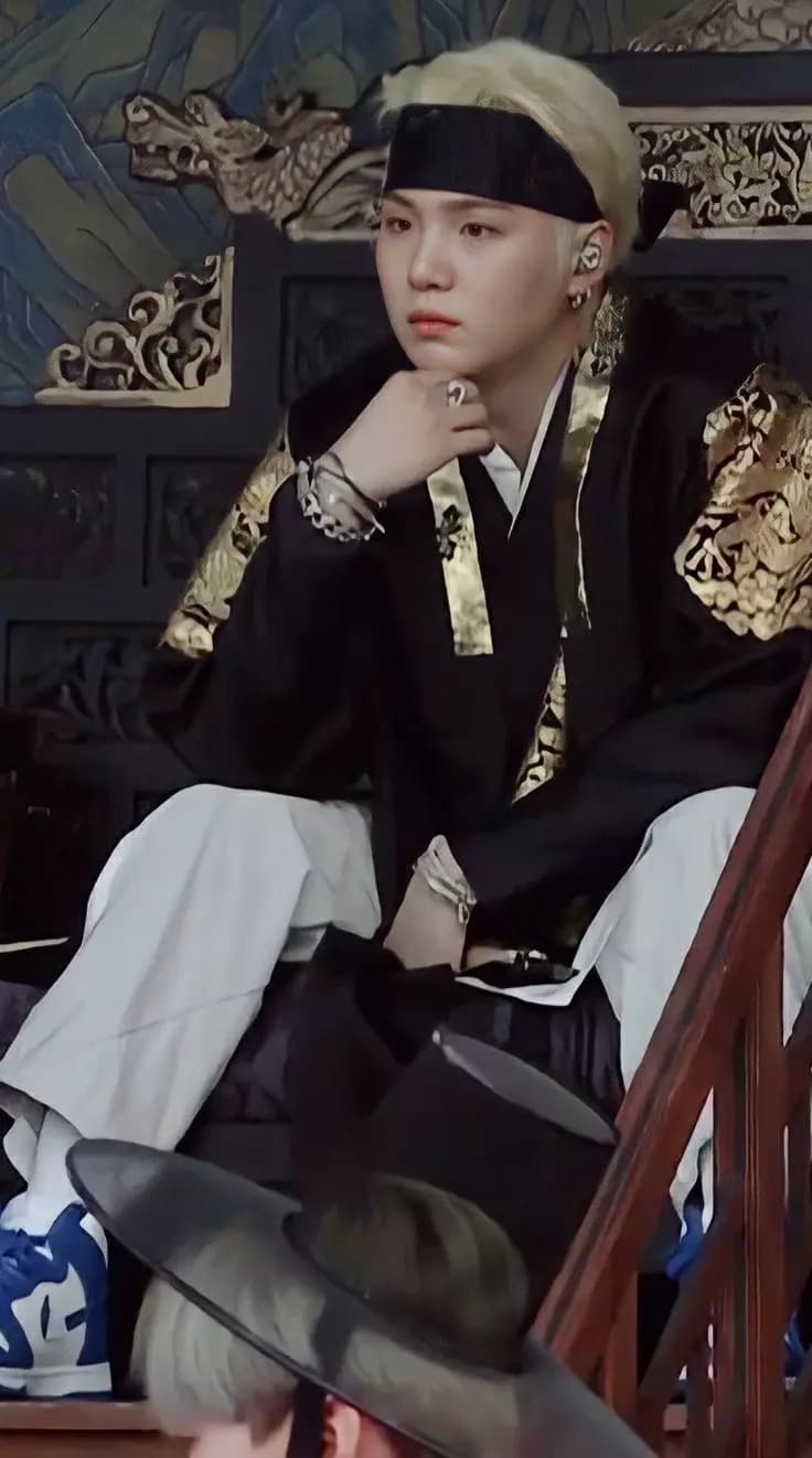 min yoongi thumbnail