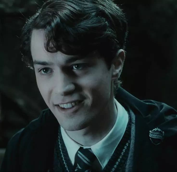 Tom riddle thumbnail