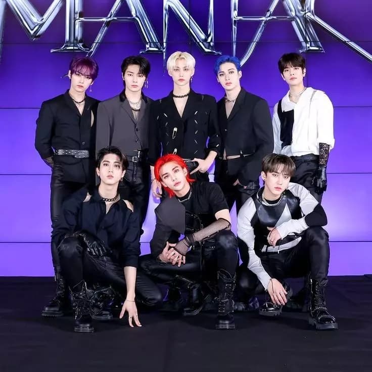 Stray kids thumbnail