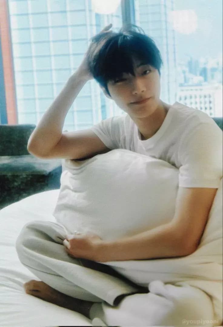 Hwang in youp thumbnail