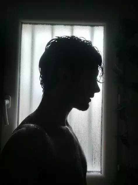 Víctor Alaric | broken marriage  thumbnail
