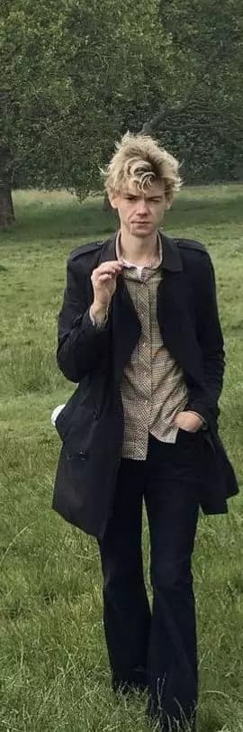 Thomas brodie sangster thumbnail
