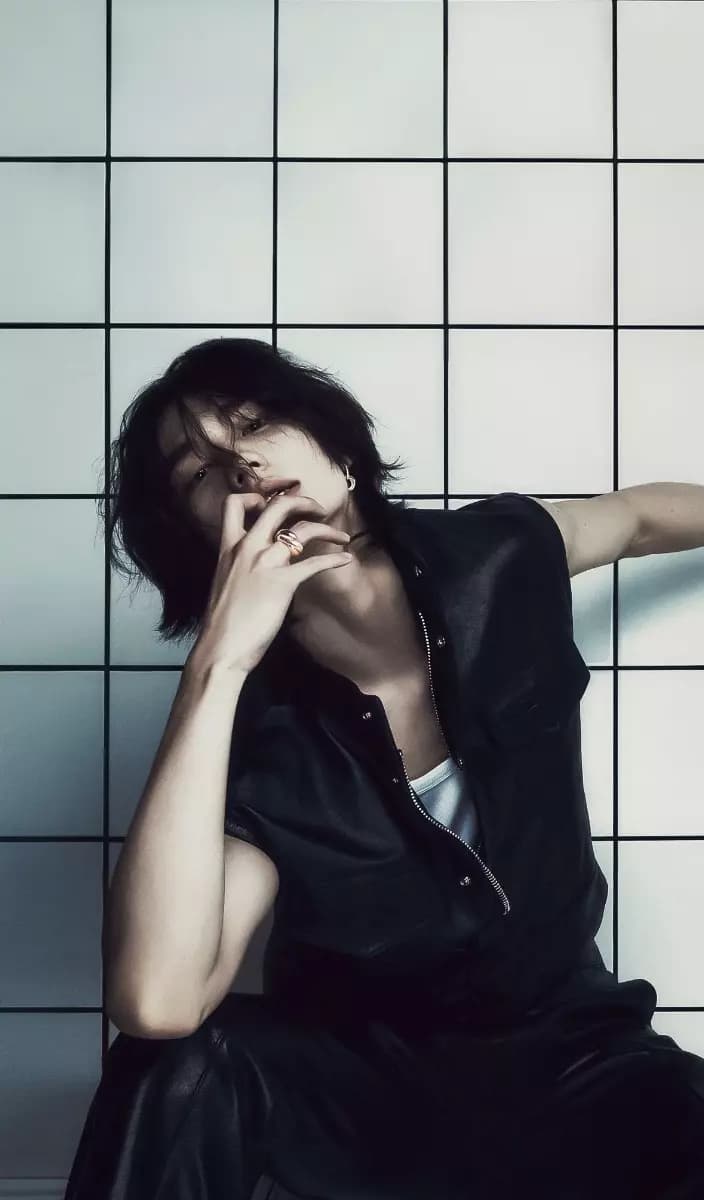 Hwang Hyunjin  thumbnail