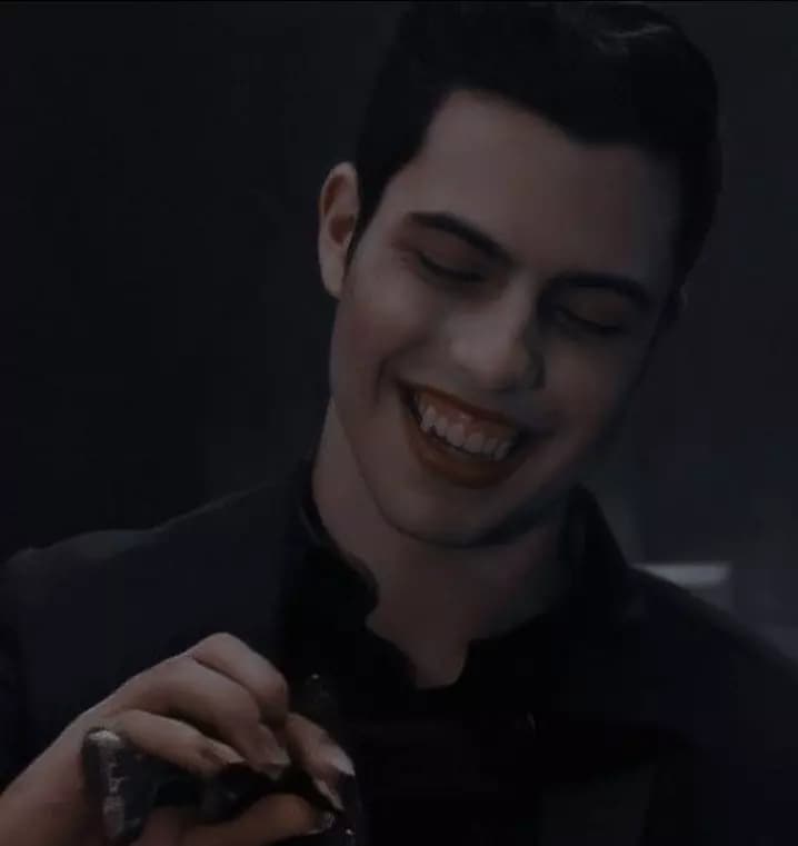 Raphael Santiago thumbnail