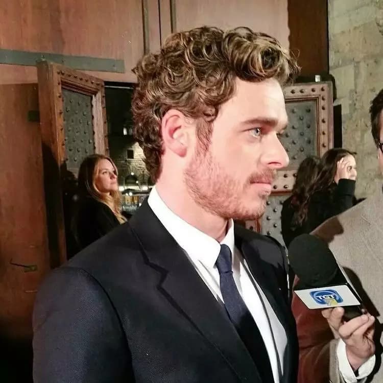 Richard Madden thumbnail