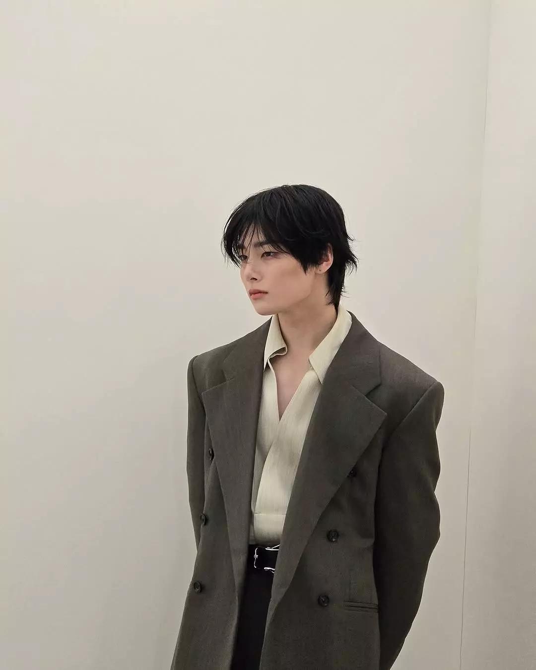 Yang Jeongin thumbnail