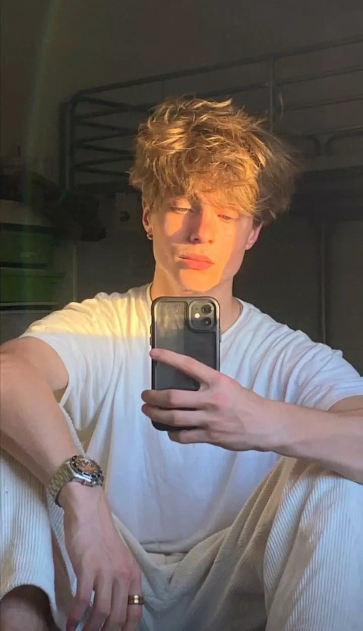 Tomás thumbnail