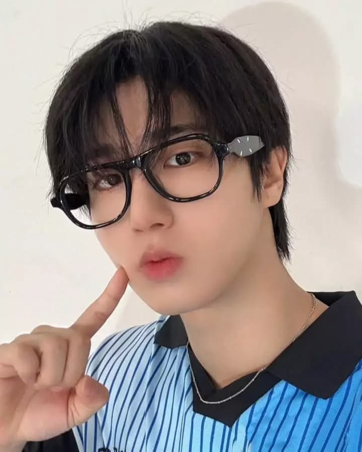 Han Jisung thumbnail