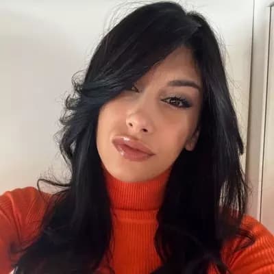 Karolina thumbnail